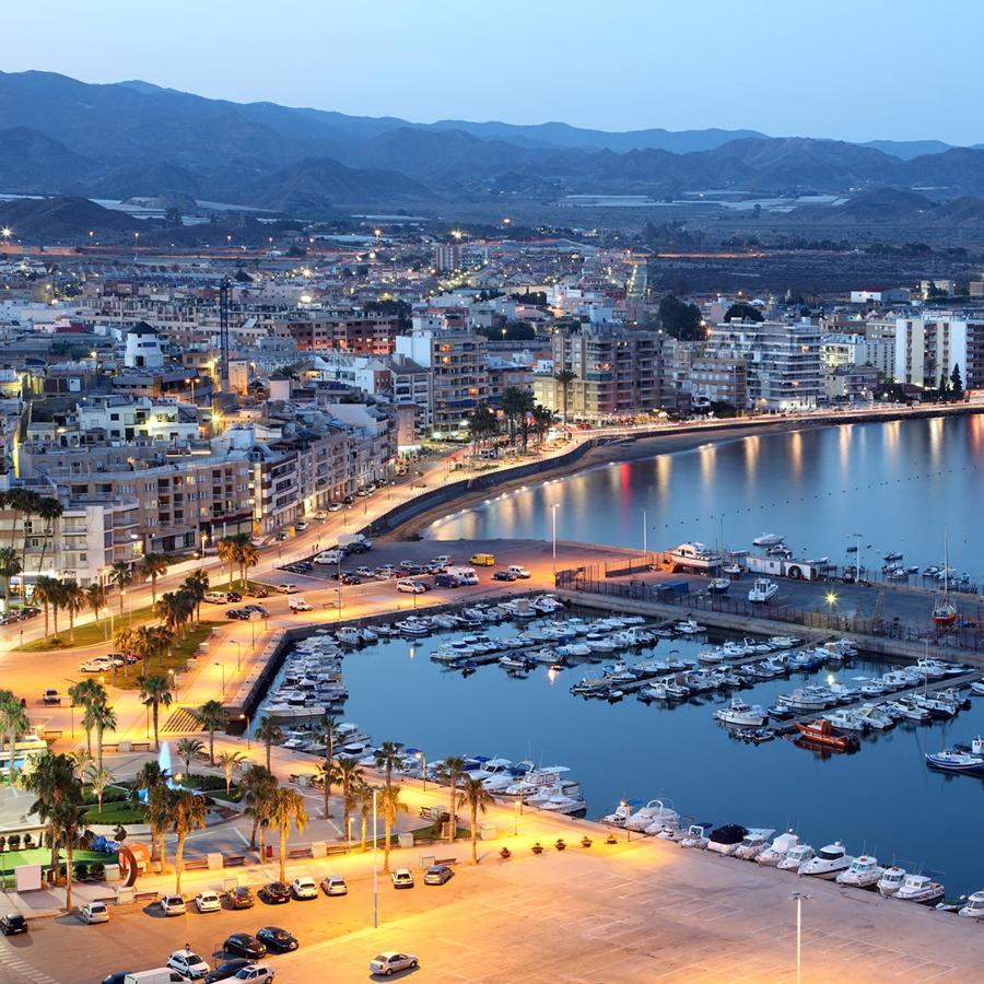 Aguilas Sol & Playa Con Garaje Privado Bagian luar foto